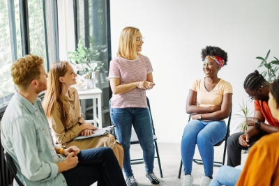 Echange lors d'une formation en thérapie brève systémique